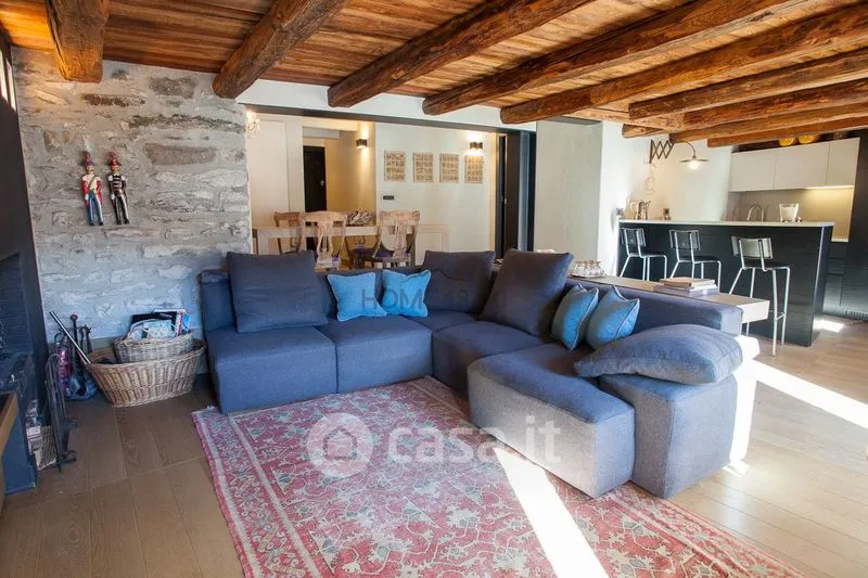 Séjour - Refurbished Triplex with Balcony in Courmayeur
