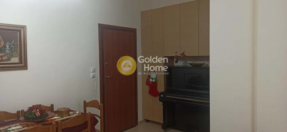 Séjour - Fully Renovated Flat with Balcony in Lower Patissia