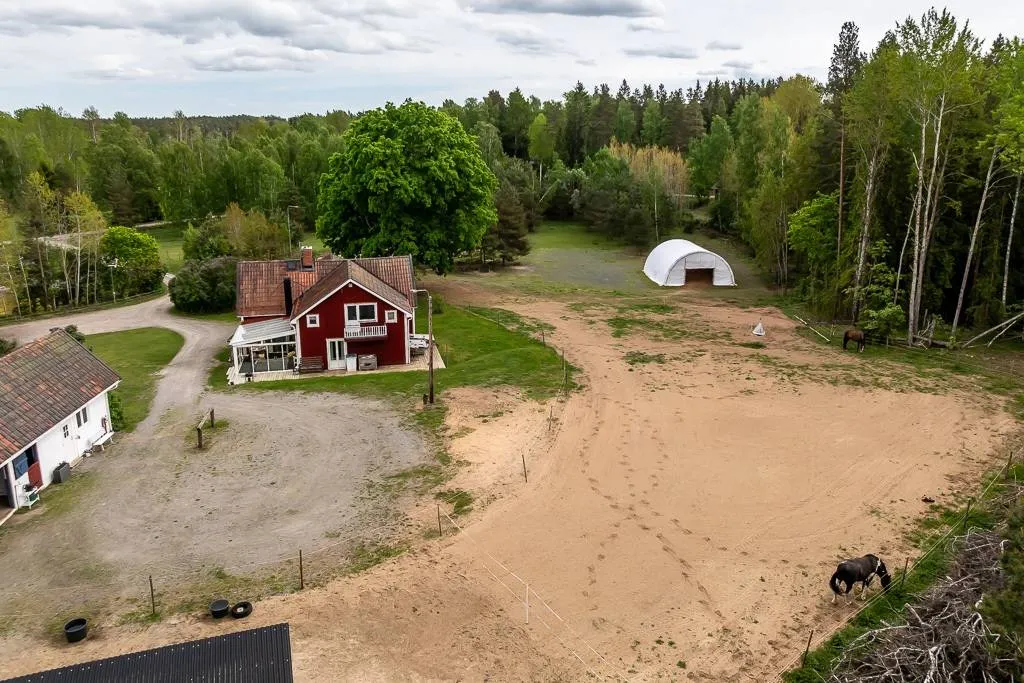 7-toaline maja asukohas Norrtälje kommun