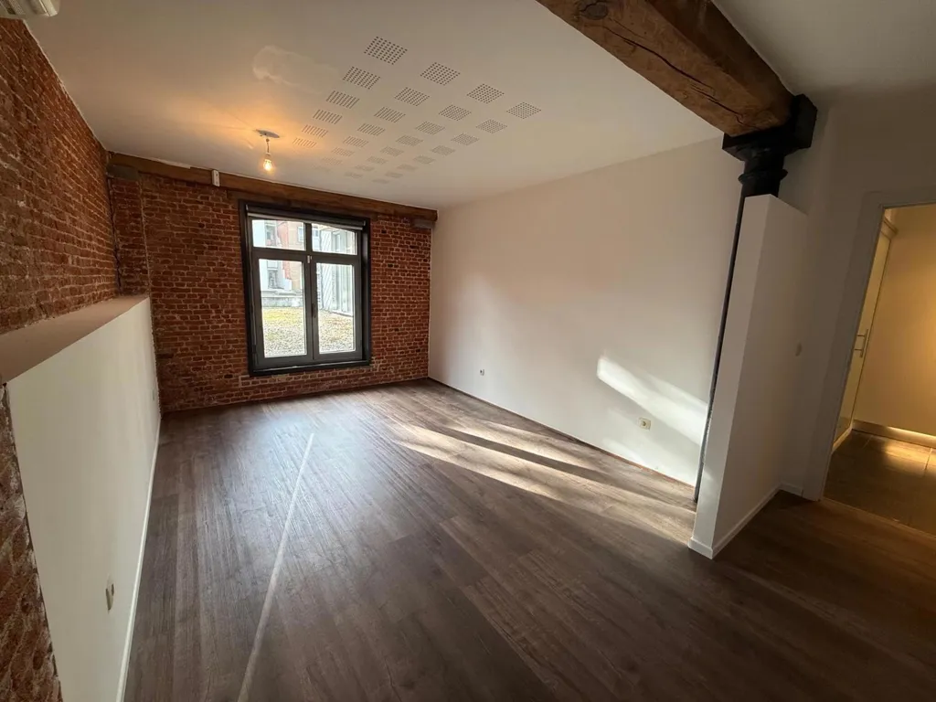 Toad - Loft with Flexible Layout in Antwerp