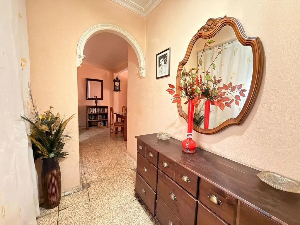 Hallway - 3-Bedroom Flat with Terrace in Palmete, Sevilla