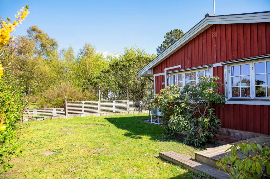 Jardin - Villa with Pool and Sea View in Beddingestrand