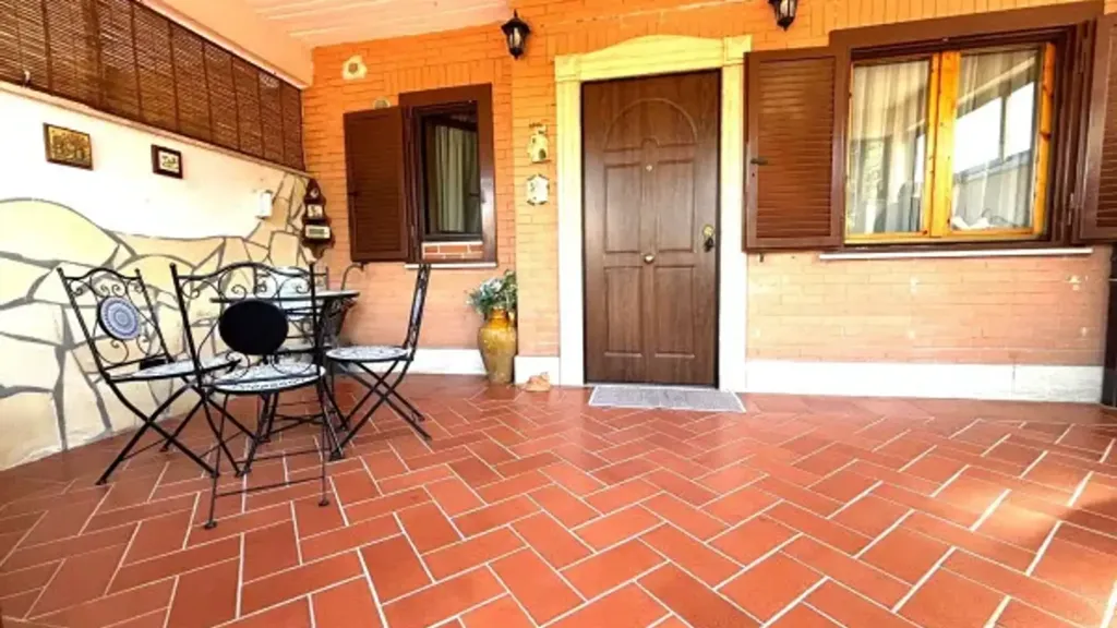 Terrazza - Bifamiliar Villa with Garden in Ardea