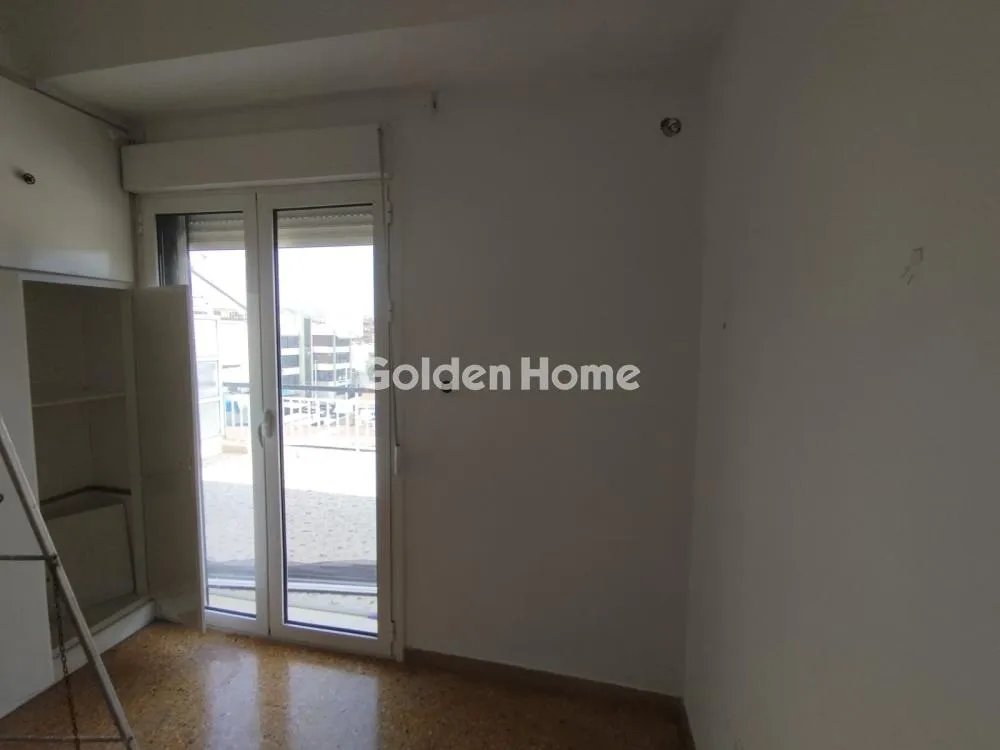 Pièces - Bright Apartment with Panoramic View in Agios Ioannis Rentis