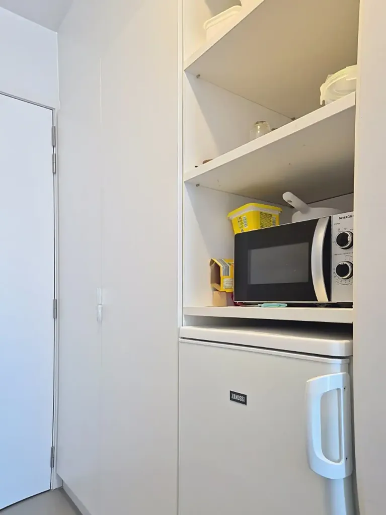 Cuisine - Appartement Moderne avec Double Vitrage à Kortrijk