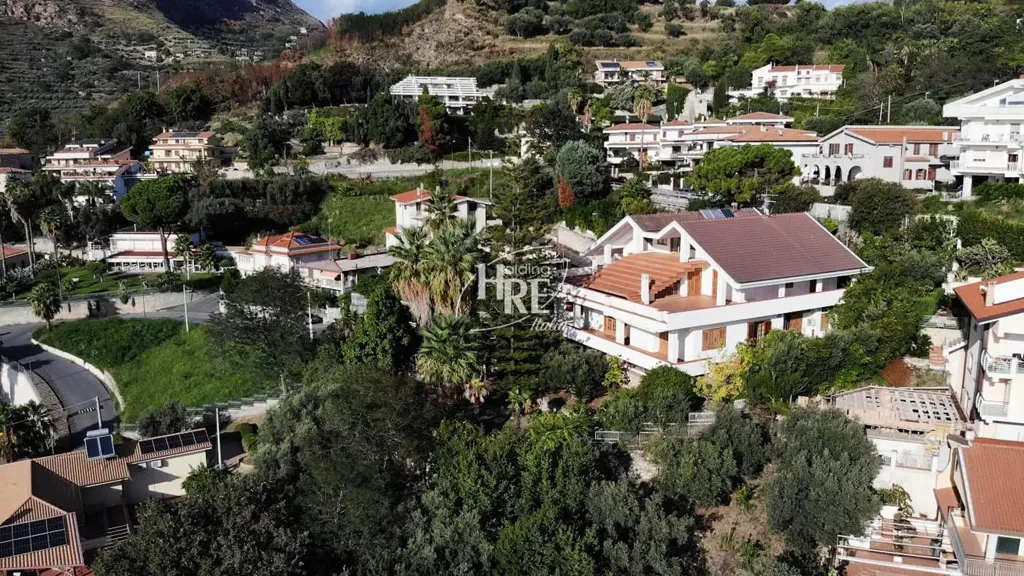 Vue aérienne - Architectural Villa with Central Staircase in Amantea
