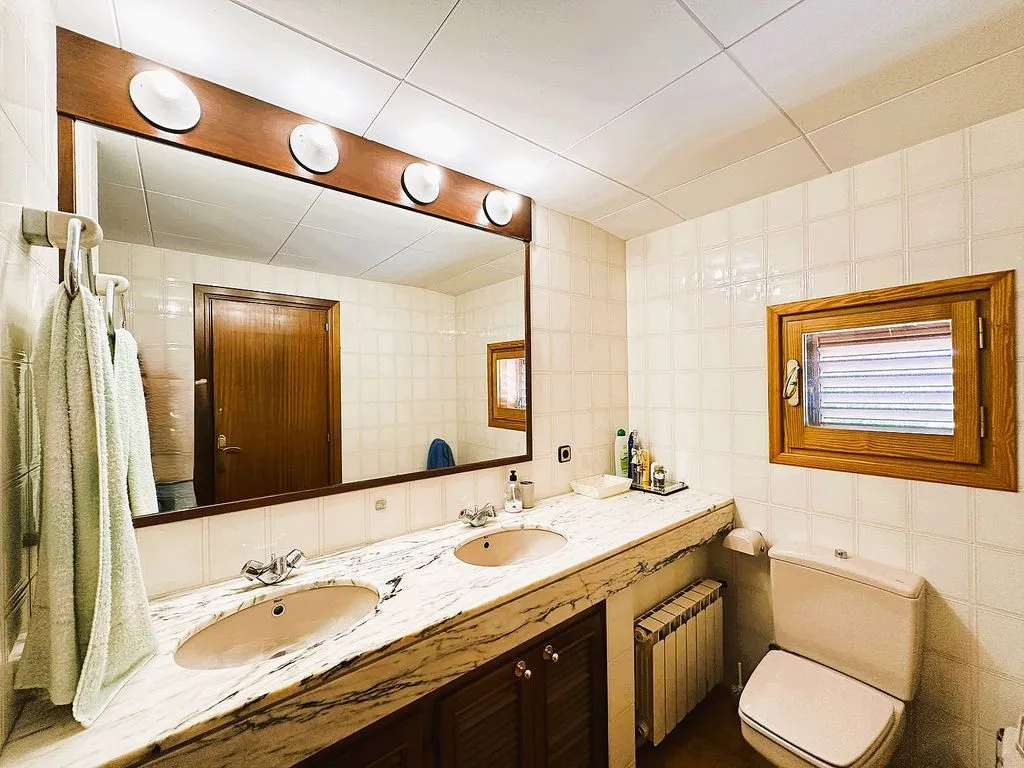 Salles de bain - Luxury House with Panoramic Views in Arenys de Munt