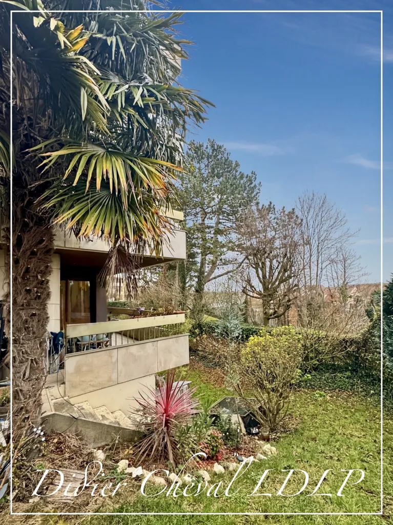 Aed - Duplex with Private Garden in Noisy-le-Roi