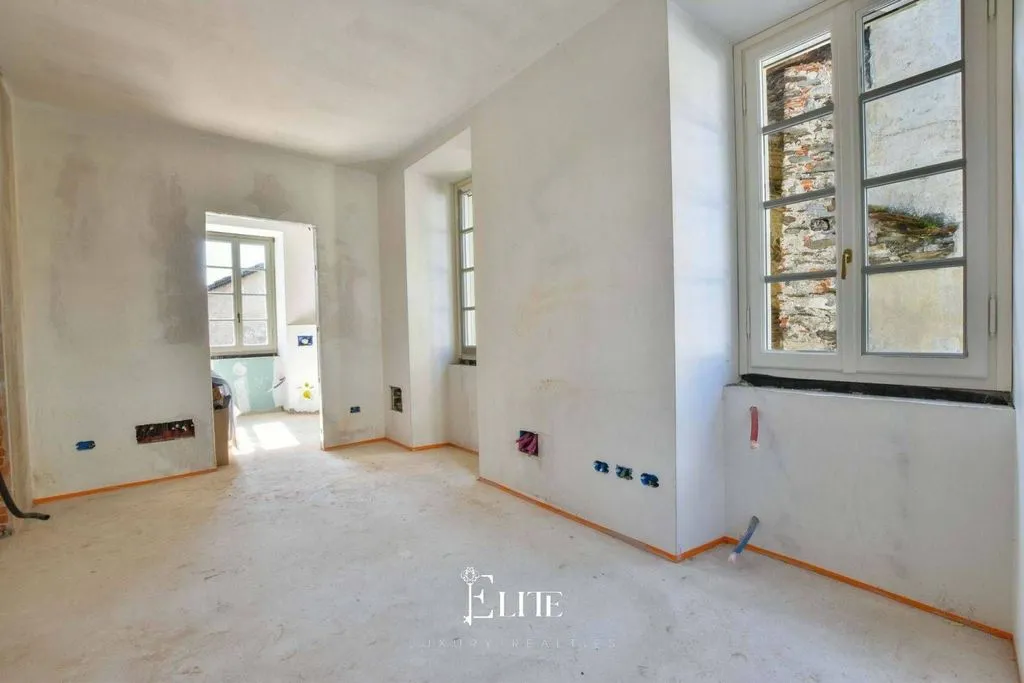 Pièces - Luxury Villa with Lake View in Stresa
