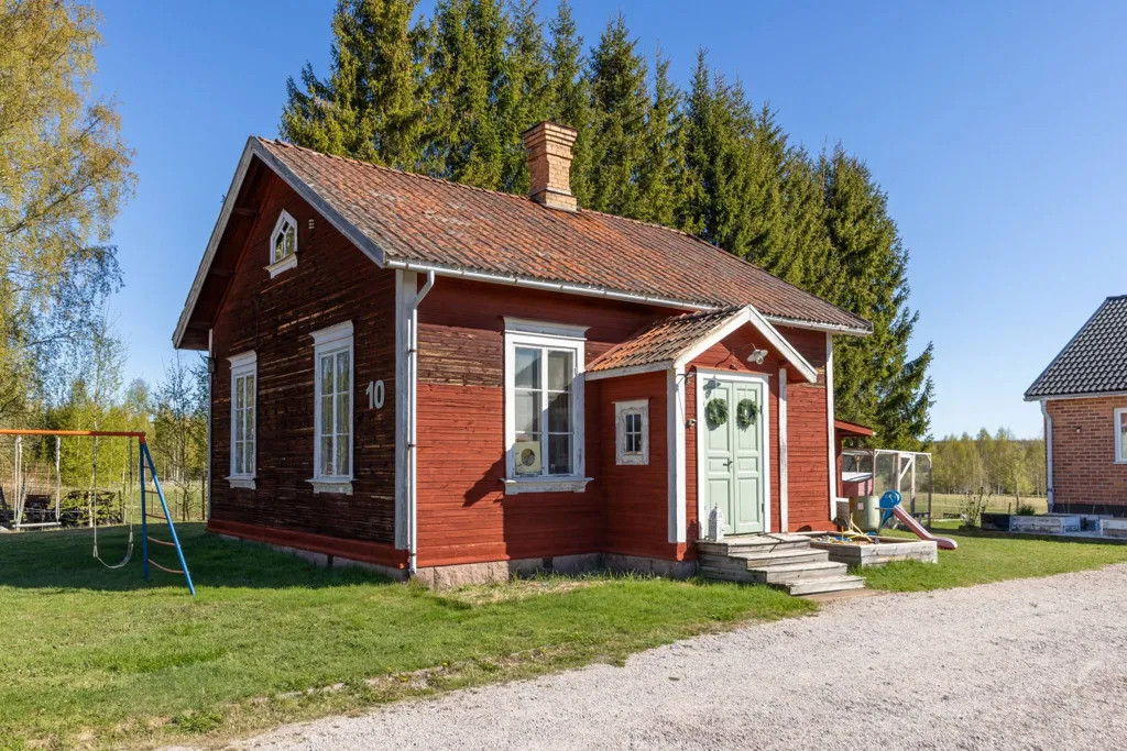 5-toaline maja asukohas Mora kommun