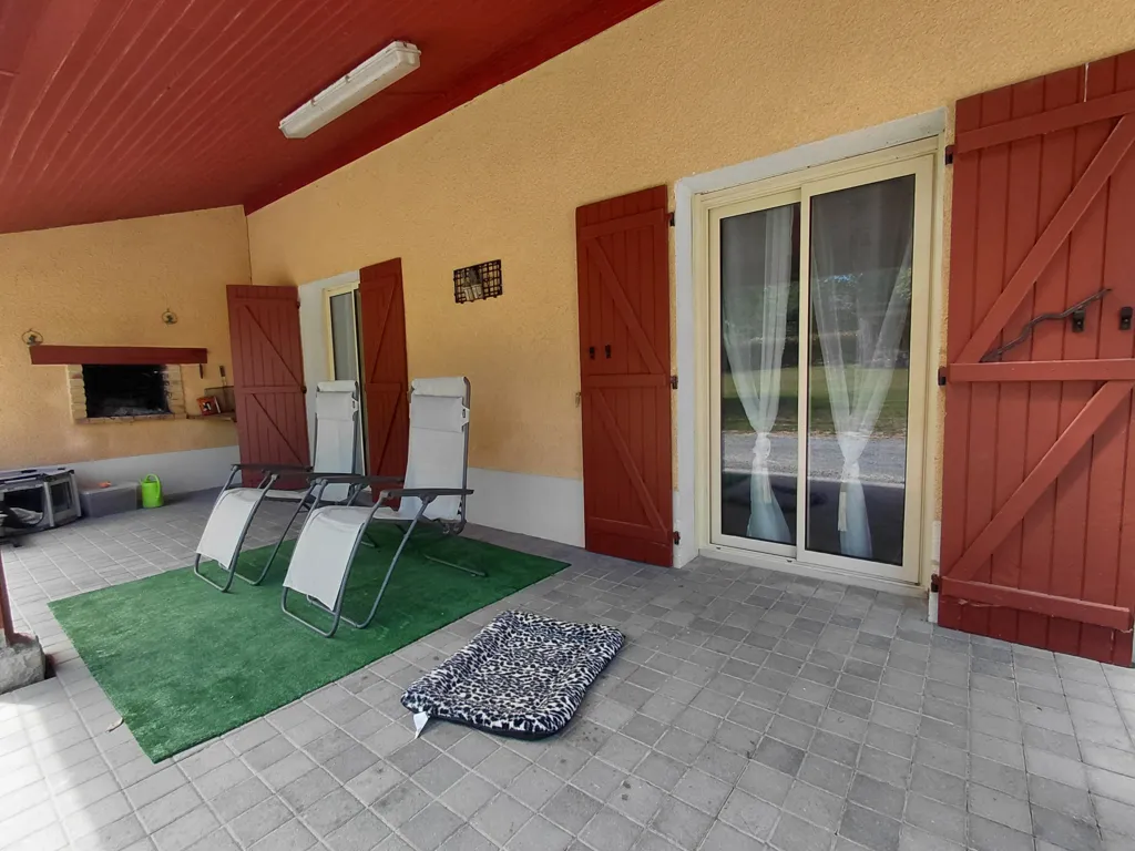 Terrasse - Bungalow avec jardin paysagé à Les Lèches