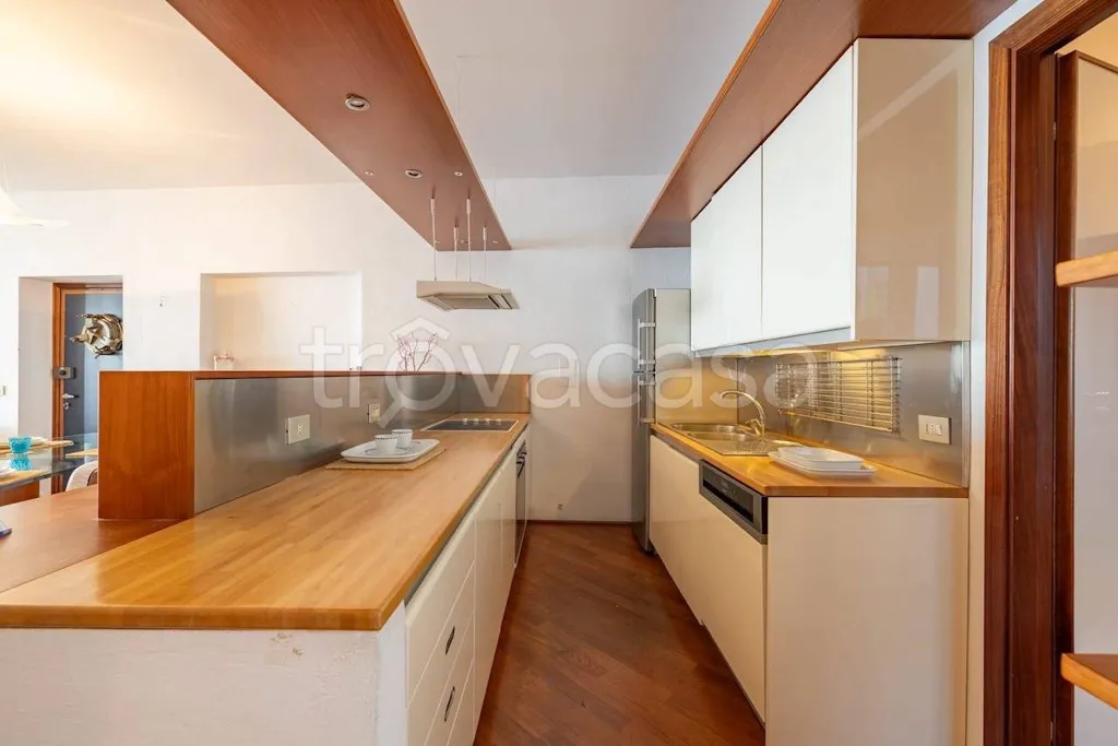 Cucina - Luxury Flat with Seafront Balcony in Bordighera