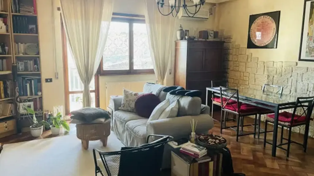 Elutuba - Terraced Villa with Terrace in Rome