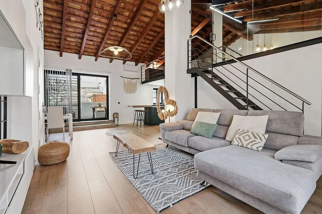 Elutuba - Penthouse with Terrace and Balcony in Alaquàs
