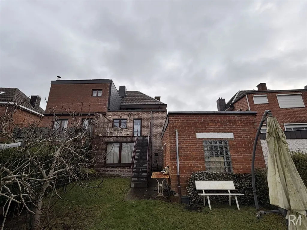 Giardino - 3-Faced House with Garden in Seraing
