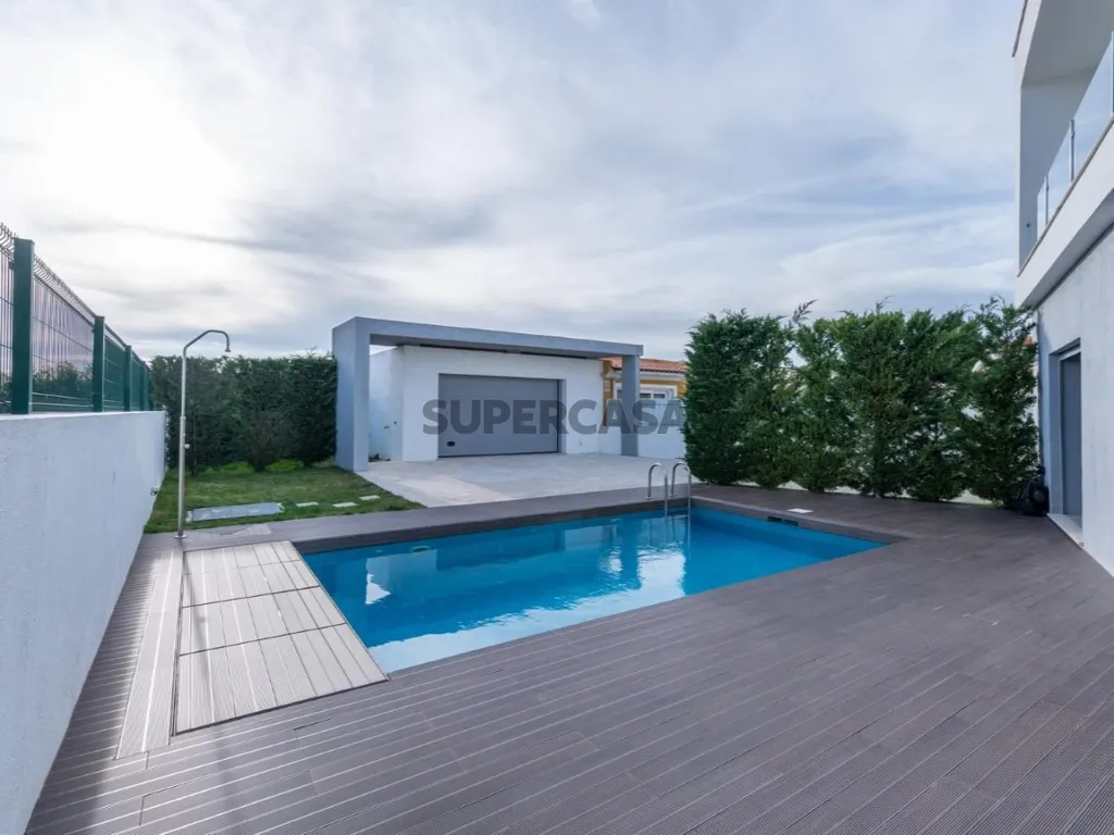 Piscine - Contemporary Villa with Pool in Quinta dos Fóios