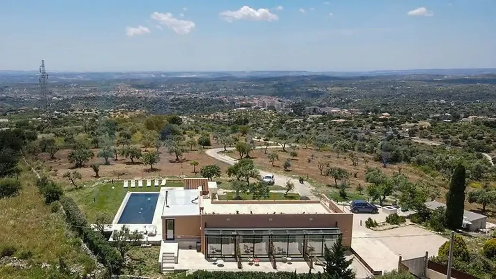 Õhuvaade - Baroque Villa with Pool in Noto
