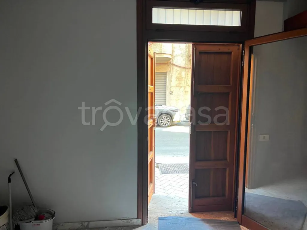 Entrée - Independent House with Balcony in Licata