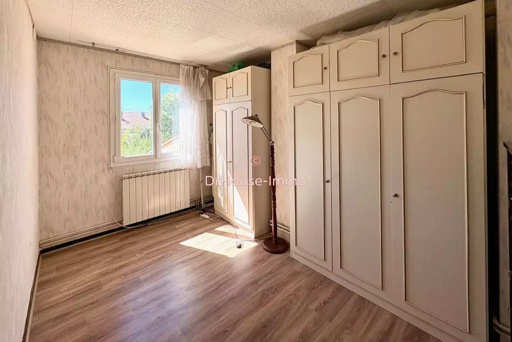 Magamistoad - 70s House with Garden in Convenient Location