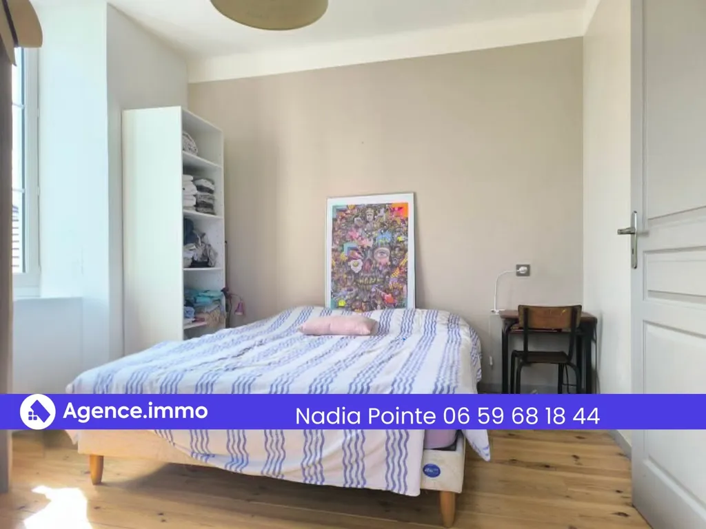 Chambres - Appartement avec Terrasse et Garage à Limendous