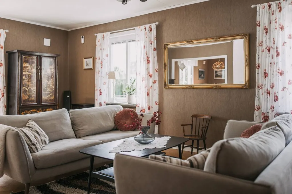 8-room house in Töreboda kommun