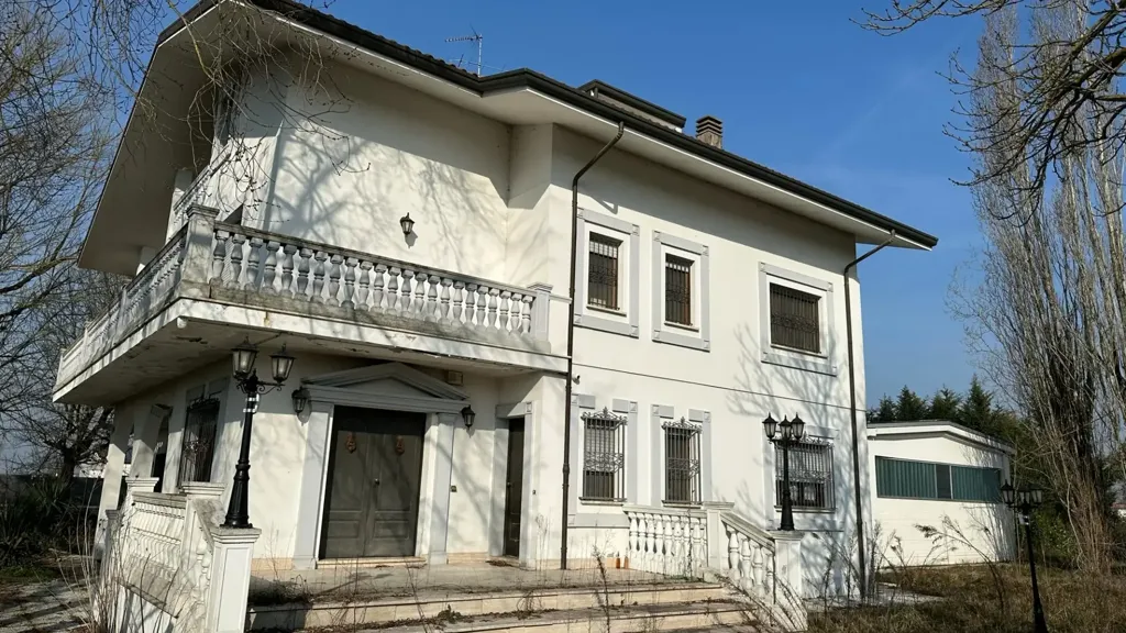 facade