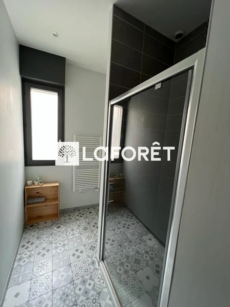 Salles de bain - Appartement Duplex en Impasse à Bordeaux