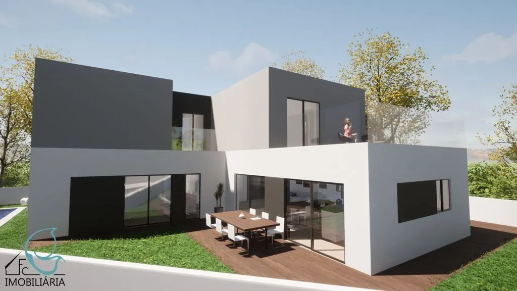 Luxury T5 House with Pool in Setúbal