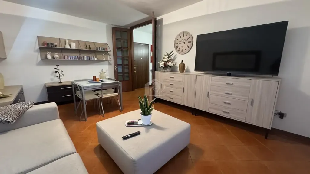 Séjour - Modernised Apartment with Balcony in Suzzara