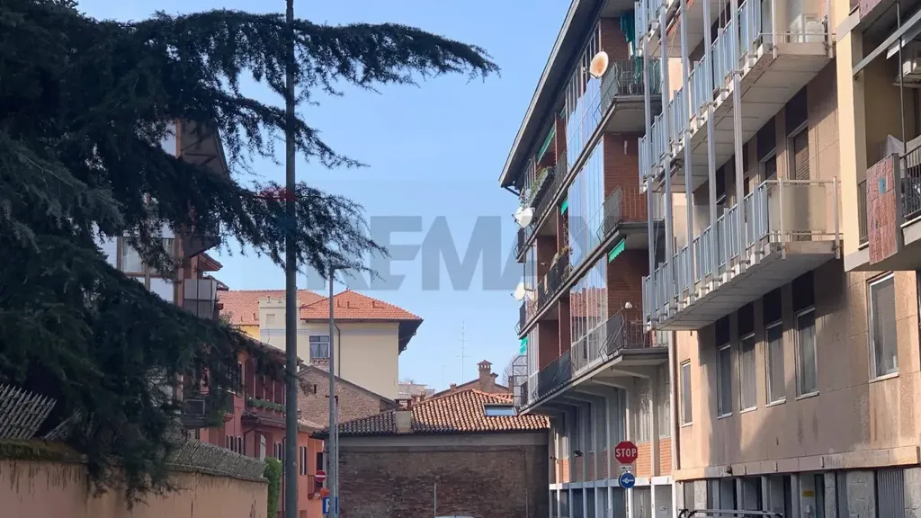 Välivaade - Rusticated Apartment with Panoramic View in Pavia