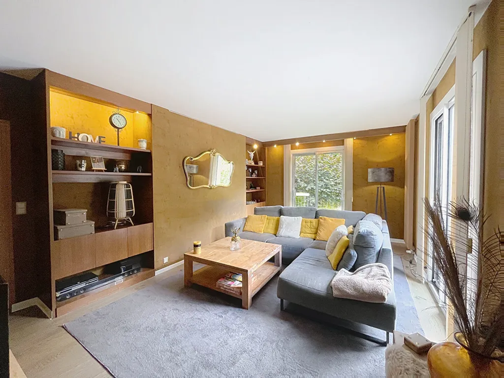 Séjour - Maison avec Piscine et Jardin à Dinan