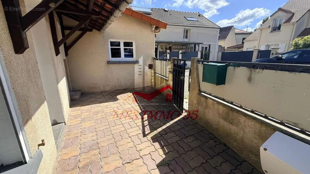 Jardin - Ensemble de 2 Maisons Triplex à Vémars
