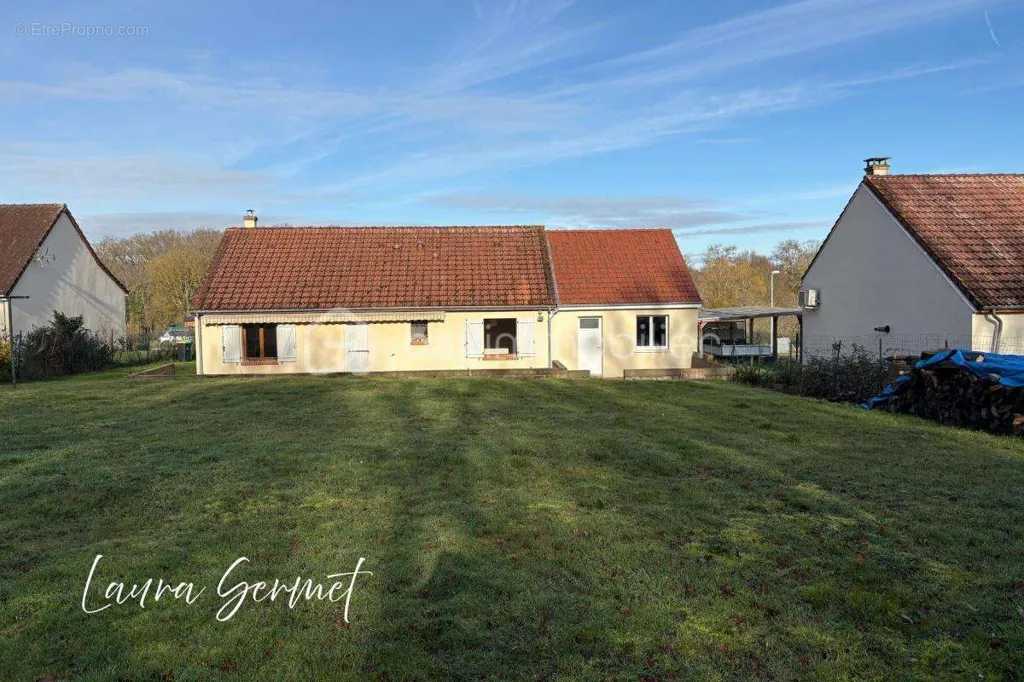 Extérieur - Pavillon de Plain-Pied avec Terrasse à Dampierre-en-Graçay
