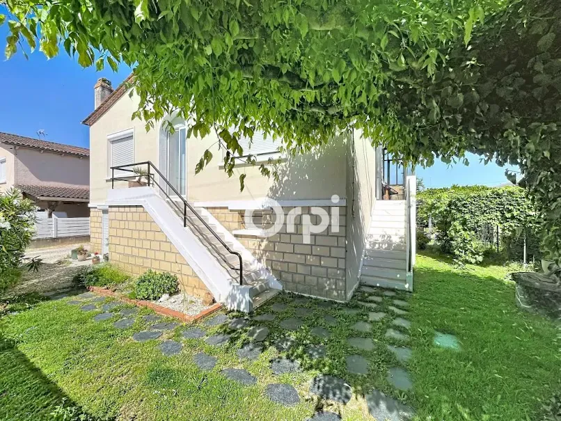 Esterno - Renovated House with Garden in Bergerac