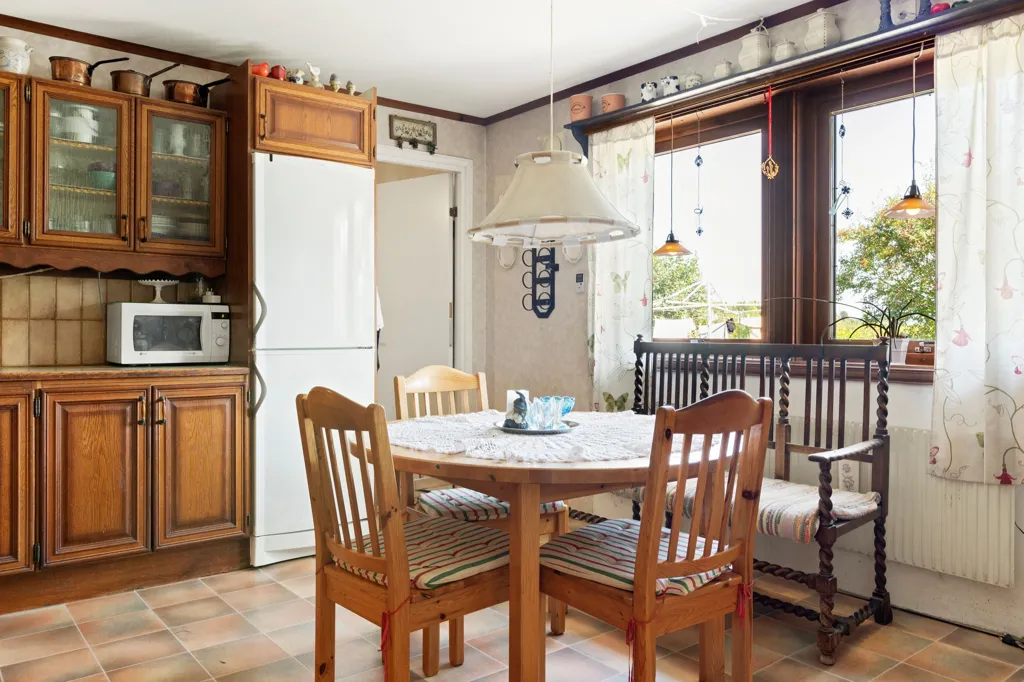 Salle à manger - Spacious Bungalow with Sea View in Alnö