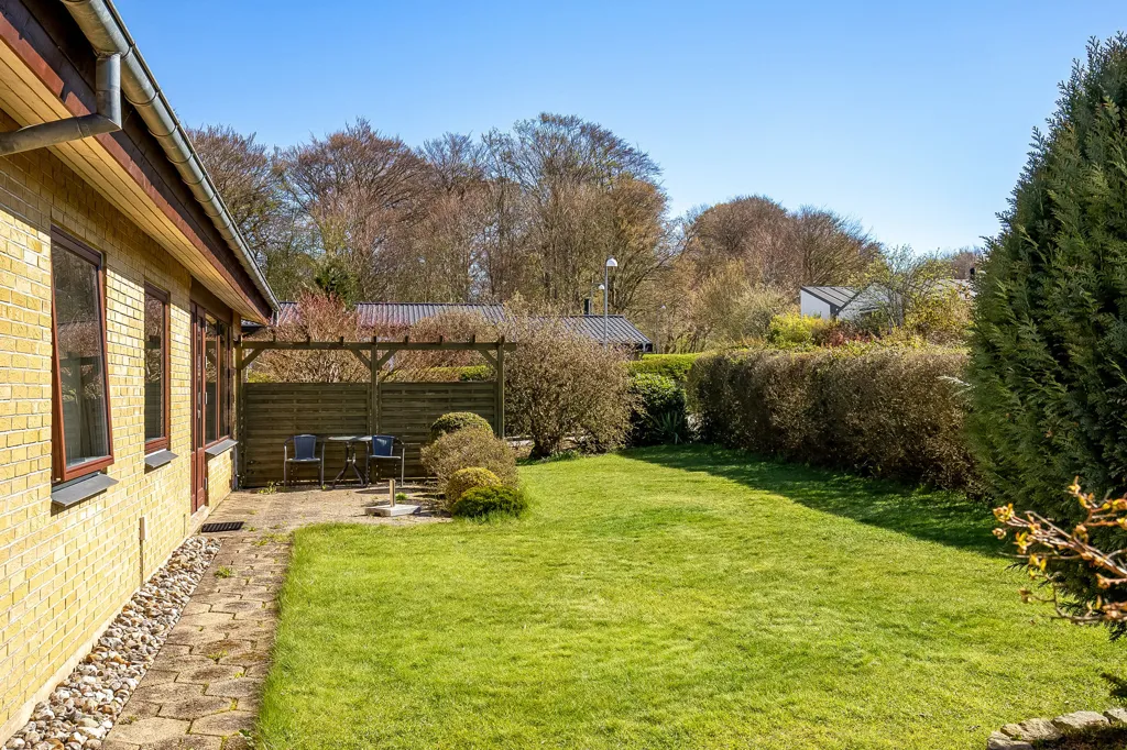 Garden - Villa with Garden in Søndermarken, Vejle