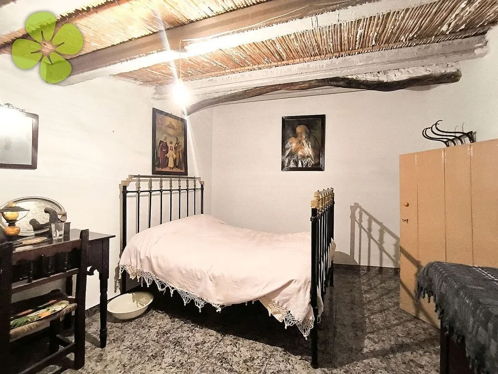 Magamistoad - Rustic Cortijo with Mountain Views in Huércal-Overa