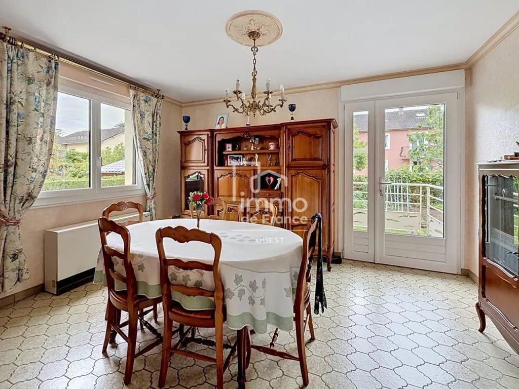 Salle à manger - Pavillon avec Véranda sur Mayenne