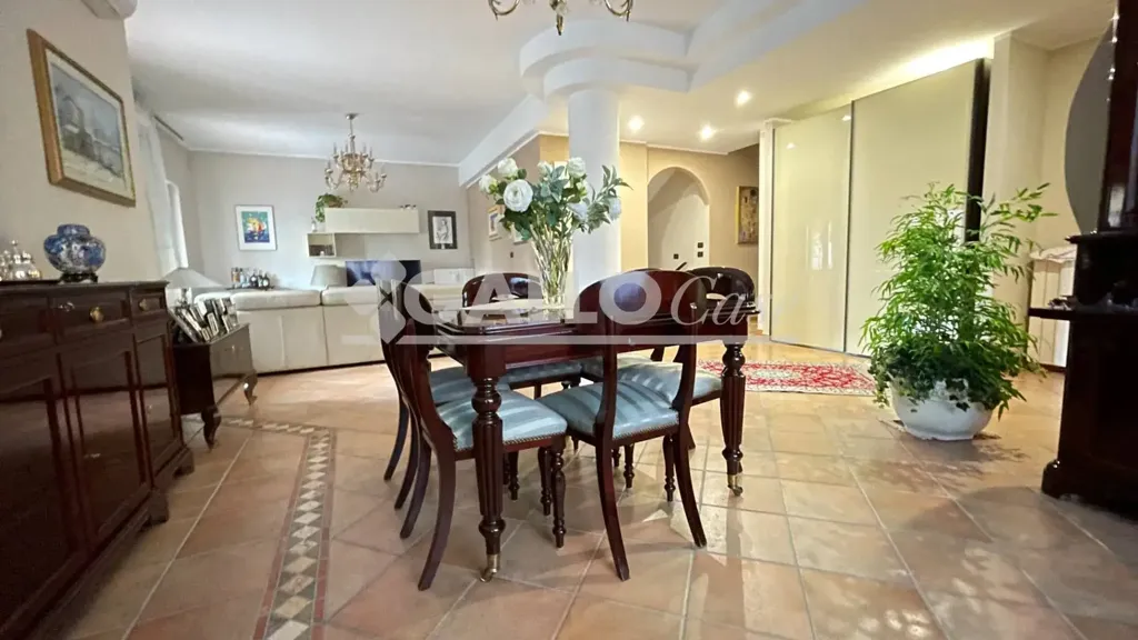 Salle à manger - Elegant Villa with Garden in Zumpano