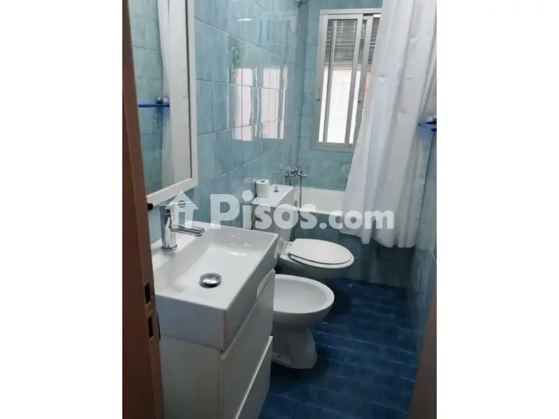 Salles de bain - Student-Friendly Flat with Balcony in Plaza de Toros
