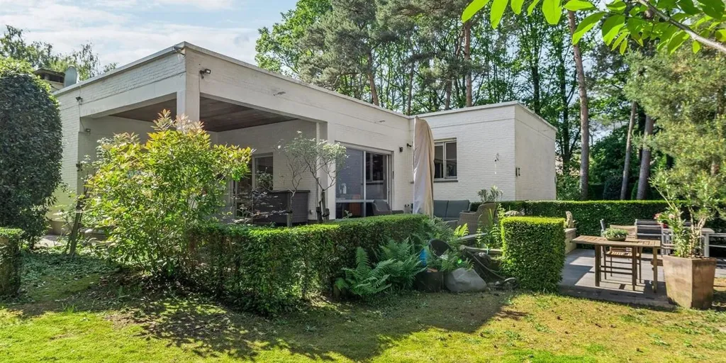 Jardin - Bungalow avec Jardin dans la Berkenlaan à Waasmunster