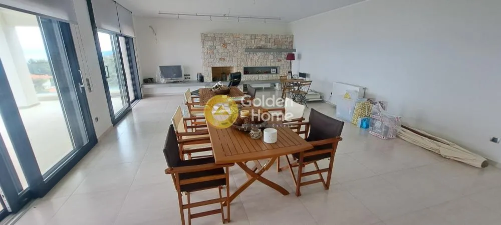 4-room house in GR