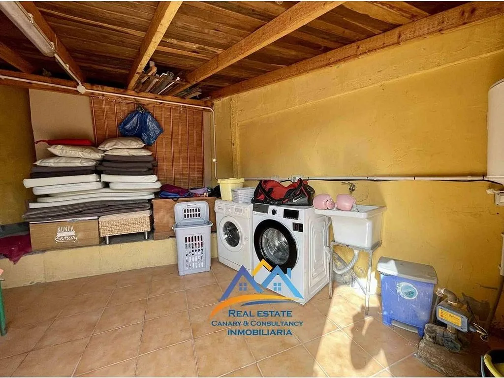 Buanderie - Villa with Pool and Terrace in El Salobre