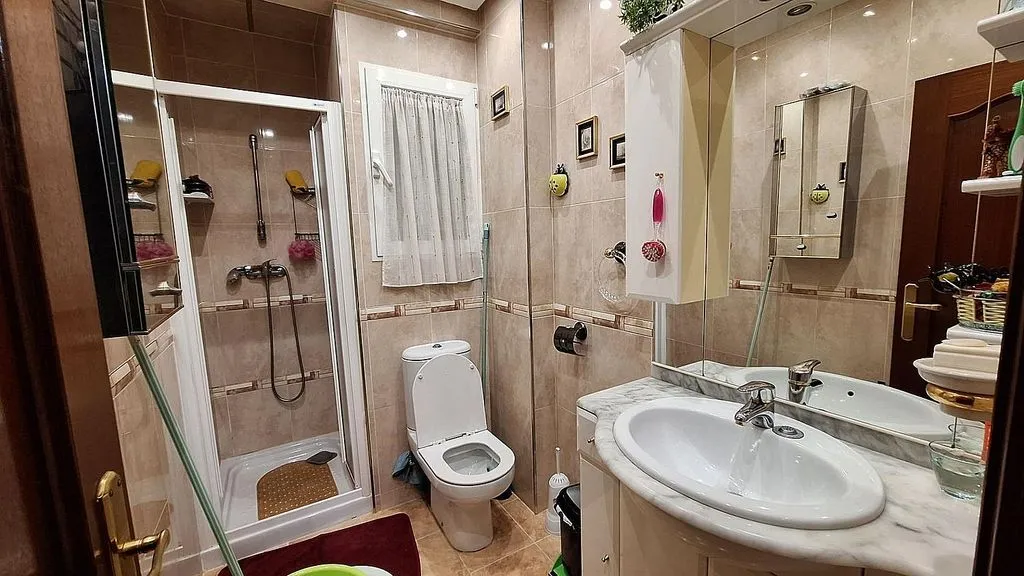 Salles de bain - Apartment with Ascender in Burgos Centre