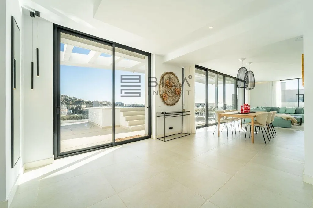 Elutuba - Penthouse with Panoramic Views in Fuengirola