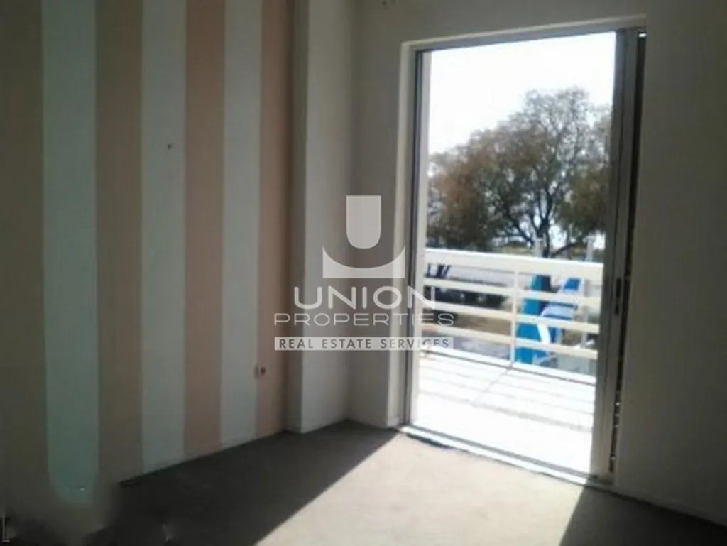 Toad - 2-Bedroom Apartment with Pets Allowed in Volos