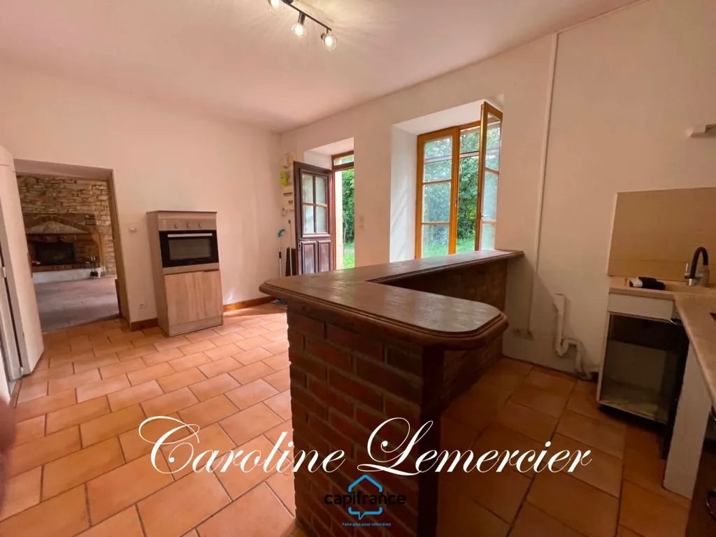 Kitchen - Farmhouse with Caves near Connerre