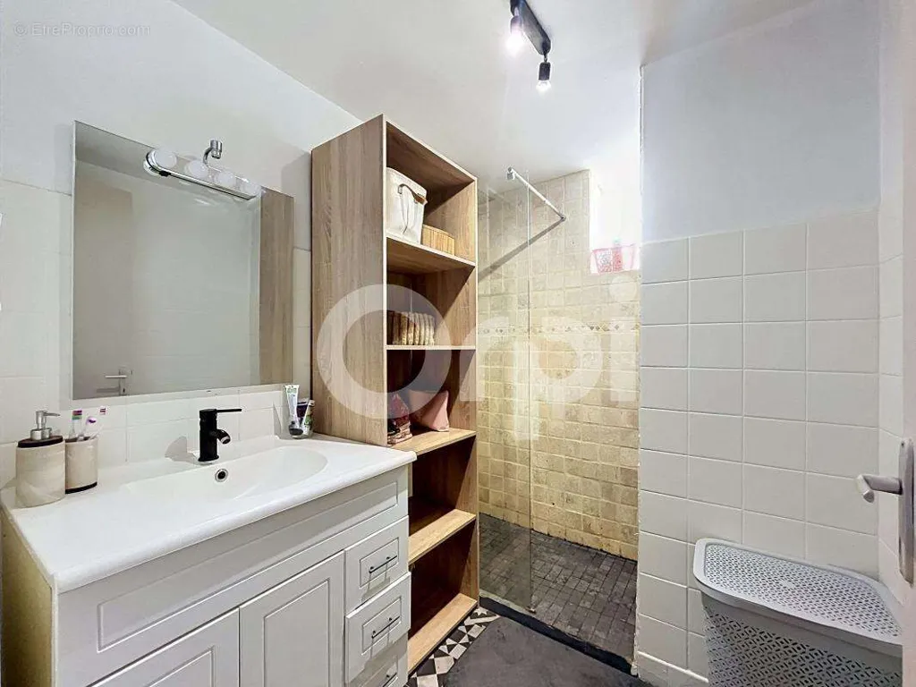 Vannitoad - Apartment with Balcony in Brive-la-Gaillarde