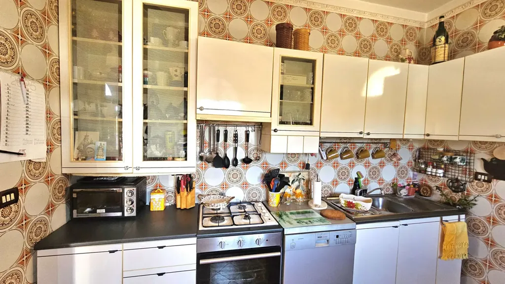 Cuisine - Villa with Garden near Mesagne