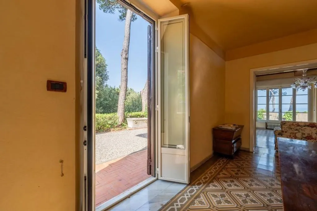 Terrasse - Luxury Villa with Sea View in Leghorn